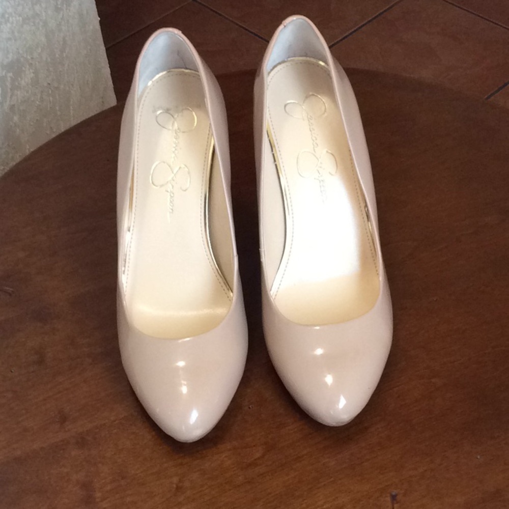 Jessica Simpson  Cream Heels